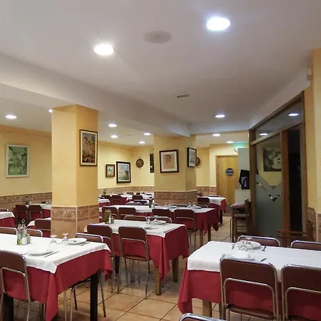 Fonda Finet Sant Feliu De Pallerols