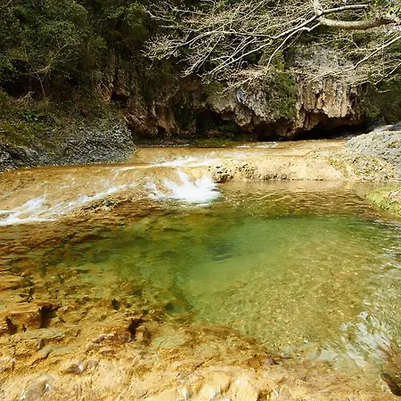 Fonda Finet Sant Feliu De Pallerols